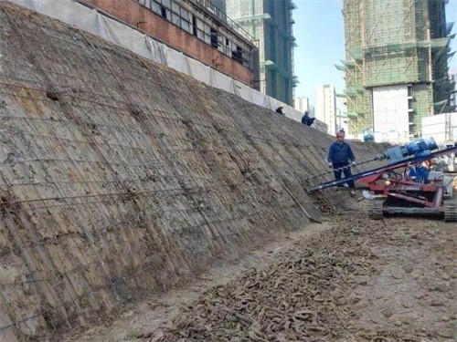 大渡口建筑边坡支护