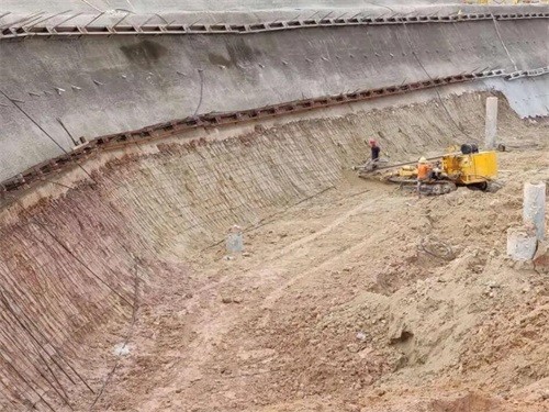 大渡口基坑边坡加固